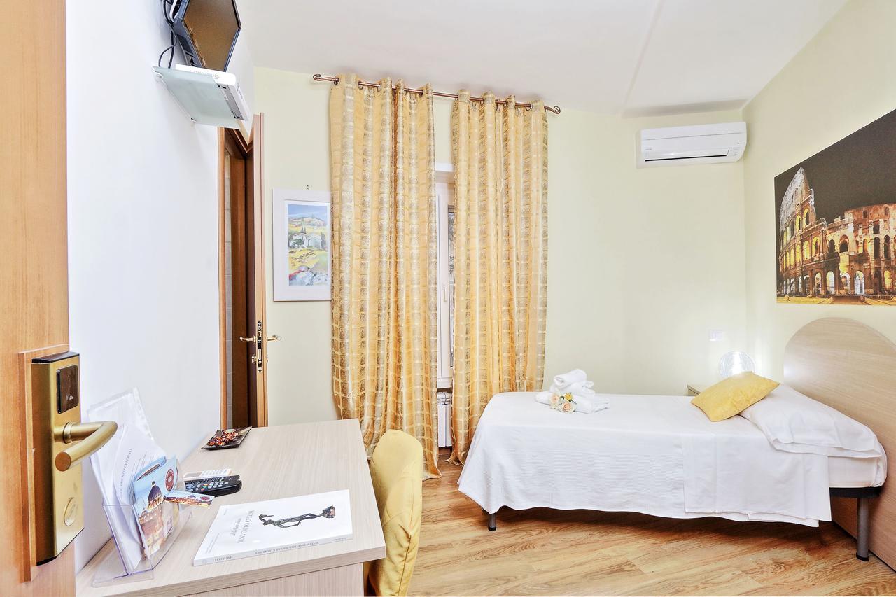 Affittacamere Trastevere 66 *